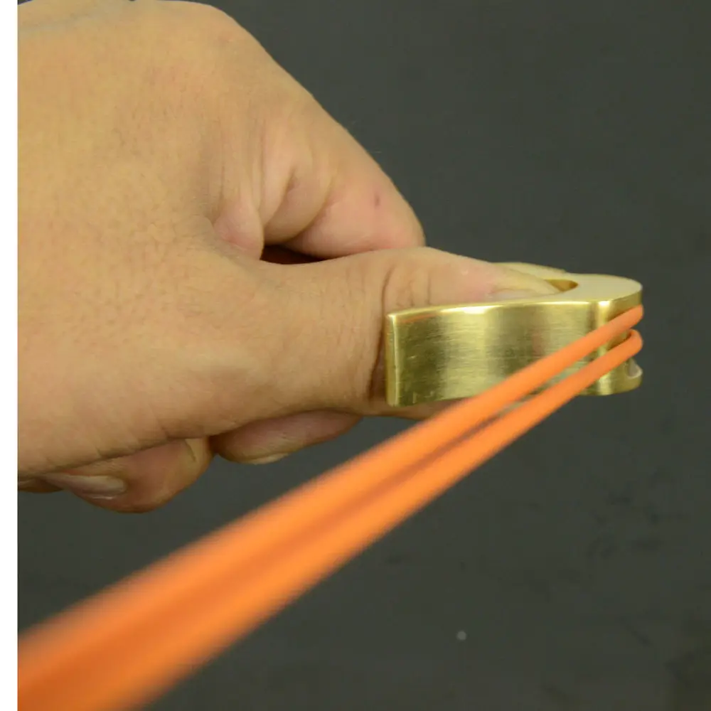 

Outdoor Portable EDC Multifunctional Flat Leather Brass Frameless Slingshot Camping and Hunting Tool