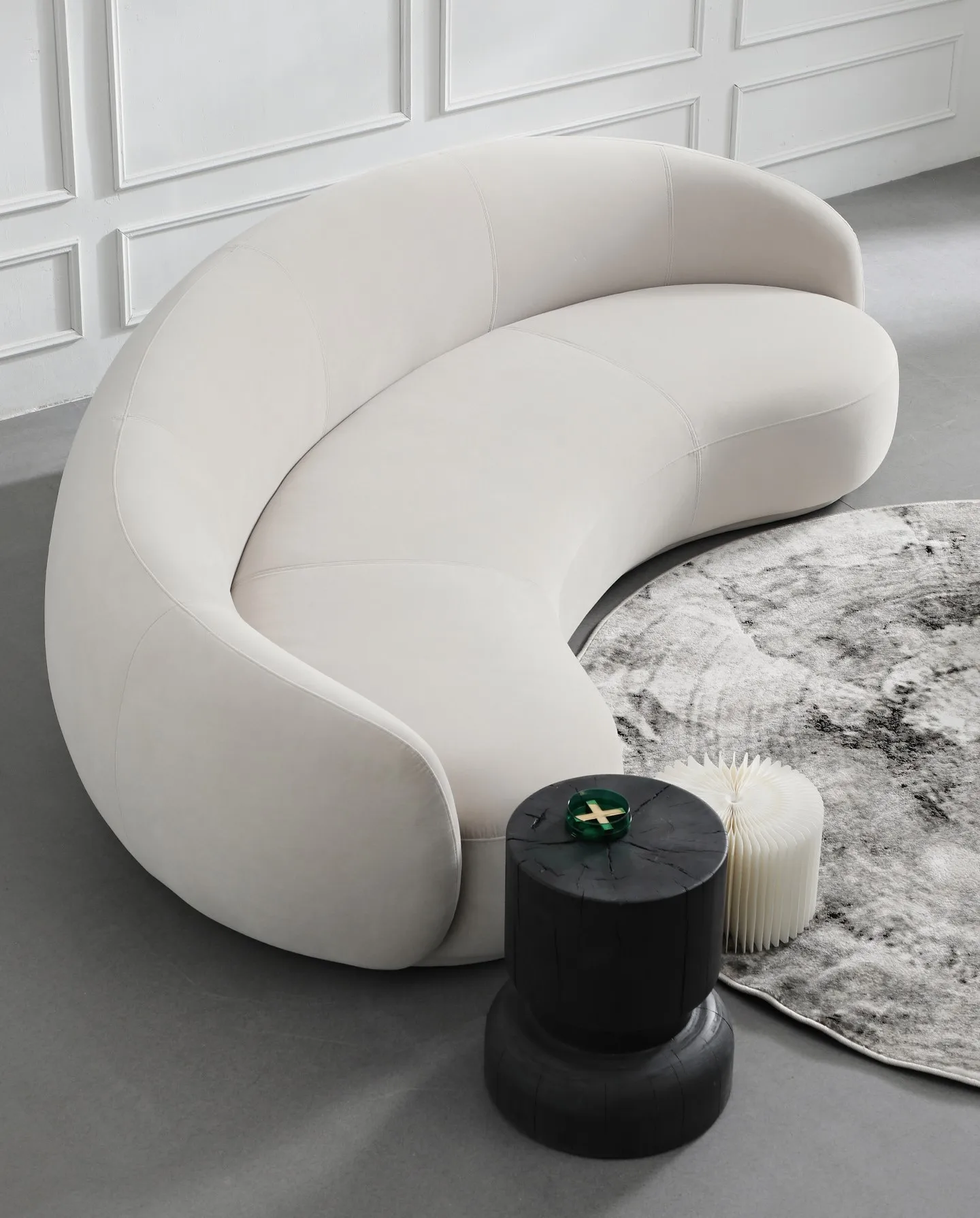 Moderne Witte Lamswol Sectionele Julep Sofa Halve Cirkel Gebogen Woonkamer Bank Fluweel Half Rond Sofa Design