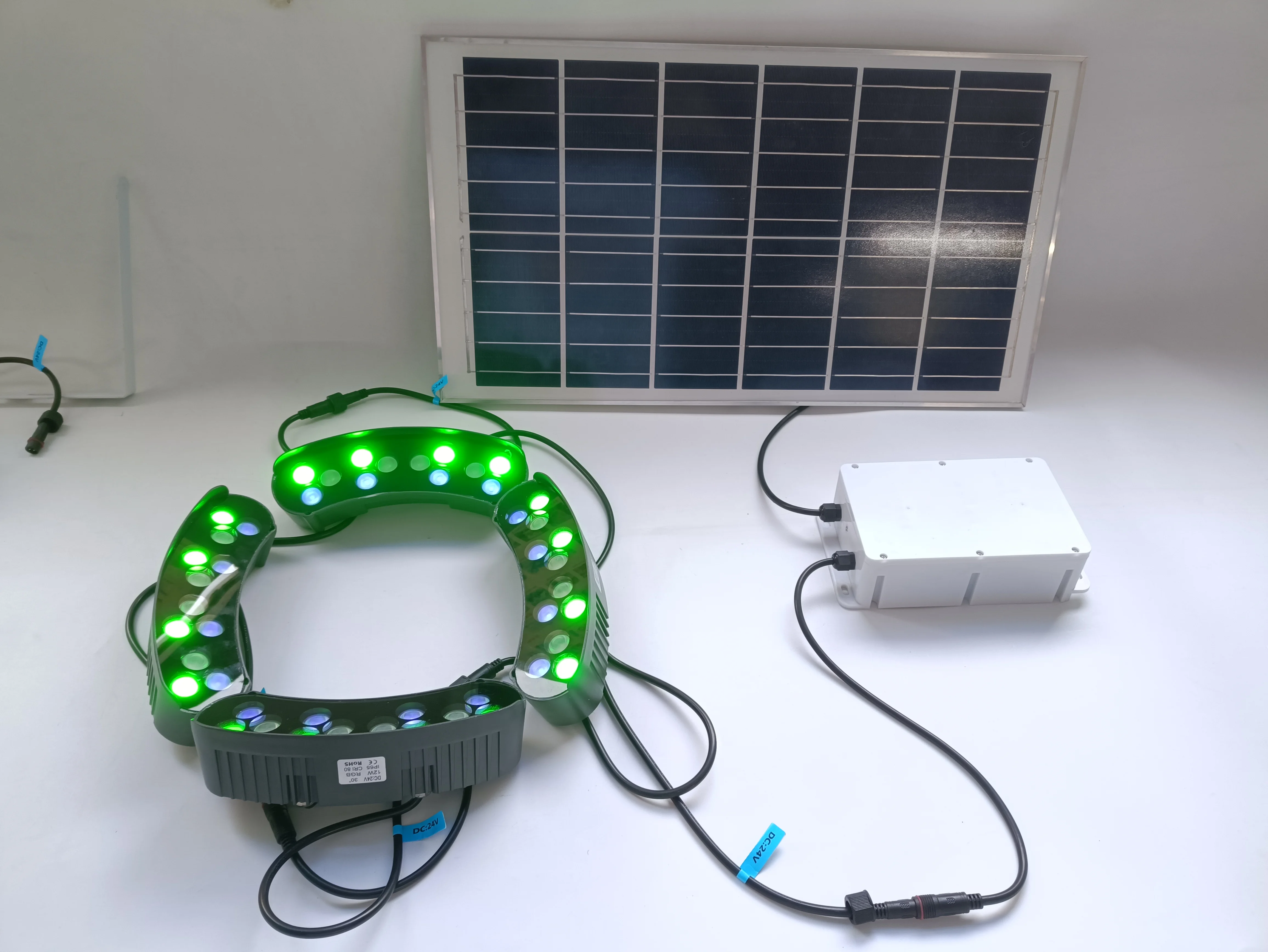 Solar Tree Hugging Light DC24V Outdoor Waterproof LED Landscape Decoration Can Ring Tree Lighting