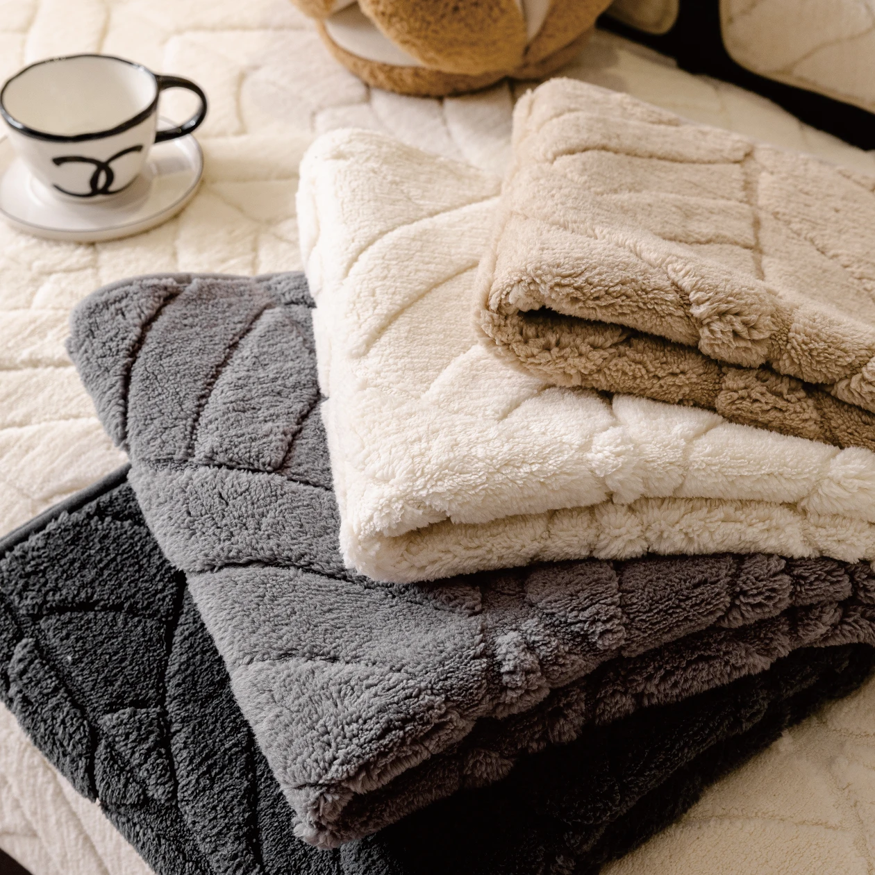 Plush Anti‑Cat Scratch Sofa Cushion Pad Wear‑Resistant Non‑Slip Sofa Mat Removable Couch Furniture Protector view 3