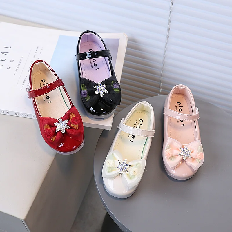 

Girls Leather Shoes Big Lace Bows Kids Flats Round Toes Soft Bottom 2025 Autumn New Children Dance Shoes Glossy Korean Style