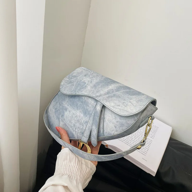 

Viral Wide Strap Purse for Women Must-Have Underarm Shoulder Bag Multiway Crossbody & Top Handle Bag for Casual Outfit