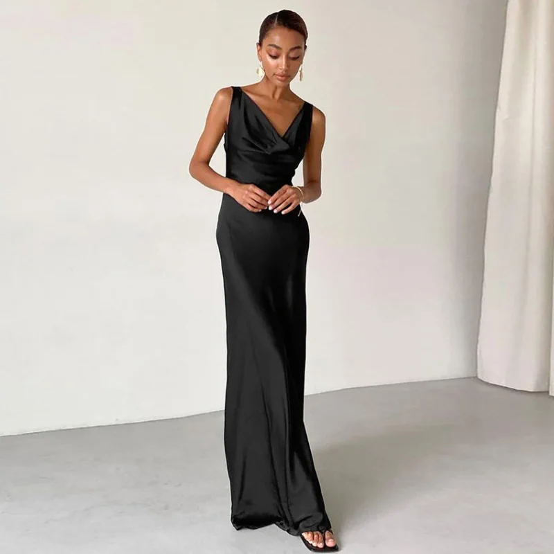 

2025Summer New Ice Silk DressdressElegant Little Black Dress with Sexy Backless Long Dress
