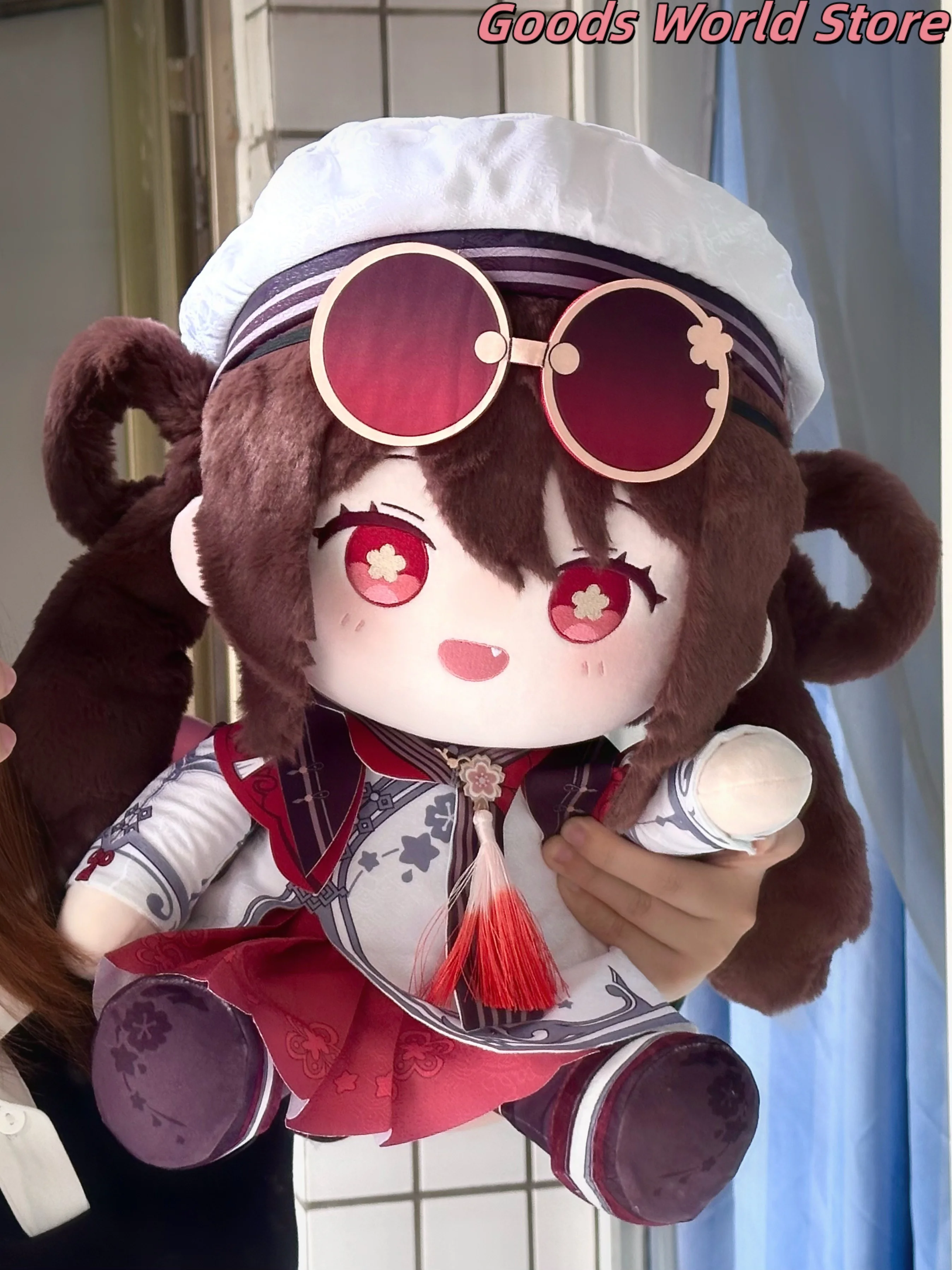 

Hutao Подушка модель орнамент украшение Mihoyo Genshin Impact Hutao Косплей Костюм Аниме Игра Подушка Модель ACGN Подарок на Хэллоуин