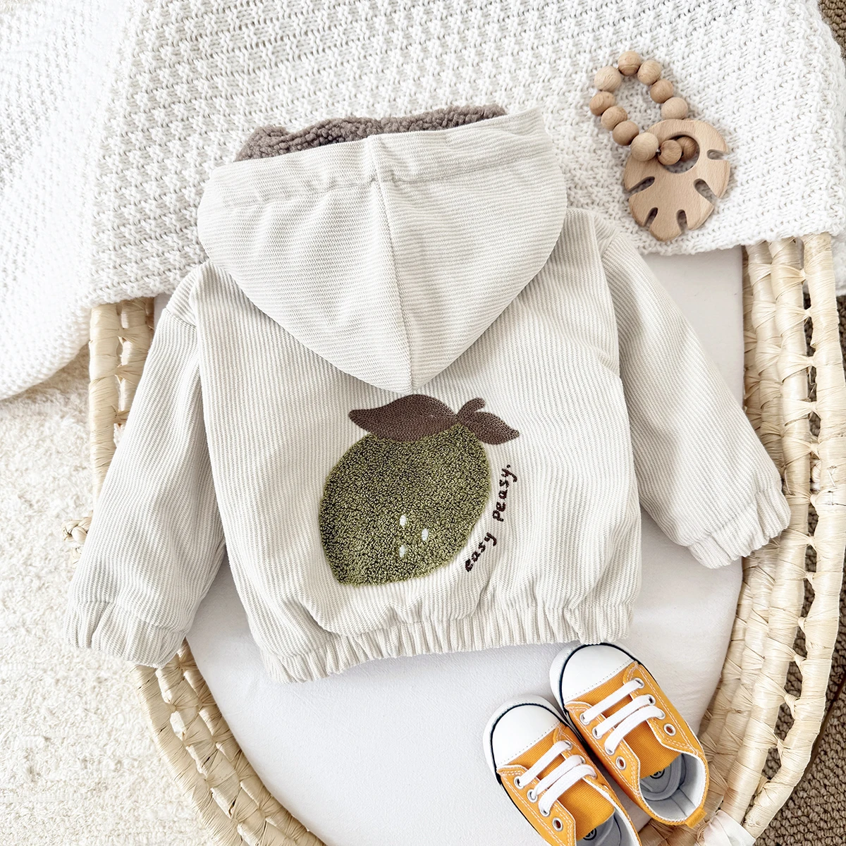 

2024 Winter Baby Girls Clothes Thick Fleece Hoodie Infant Boys Baby Fruit Embroidery Tops Long Sleeves Children Cotton Jacket