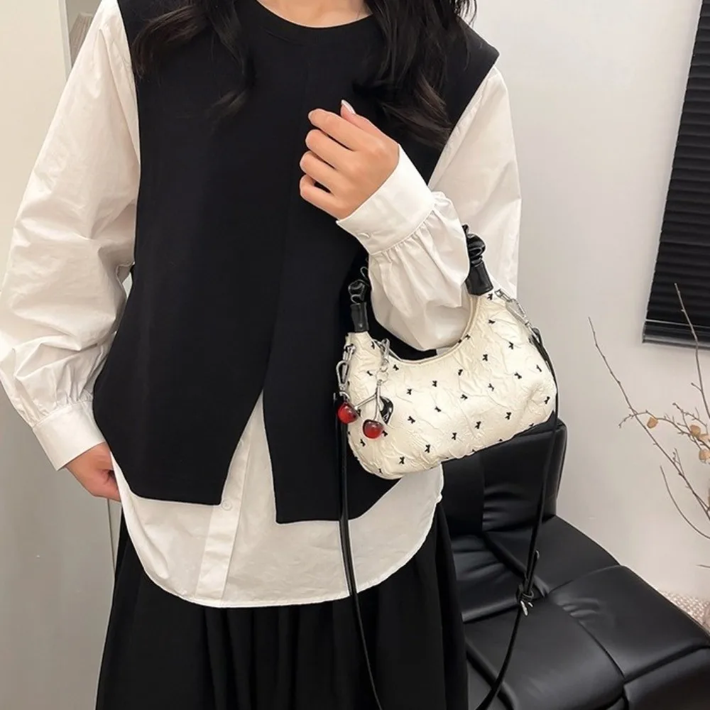 

Korean Style Bowknot Shoulder Bag Sweet Cherry Pendant Women's Crossbody Bag Versatile Lightweight Underarm Handbag Ladies