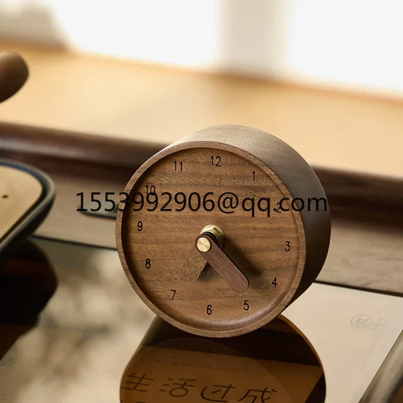 Black walnut small round clock creative desktop silent clock solid wood bedside small round clock desktop modern simple ornament