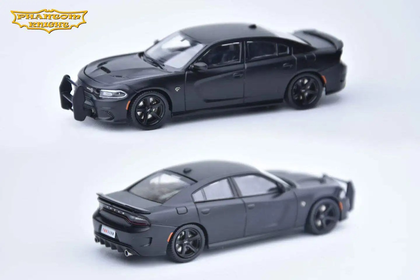 Modelo de Auto de Aleación a Escala 1:64 de Dodge Warhorse Charger SRT Hellcat