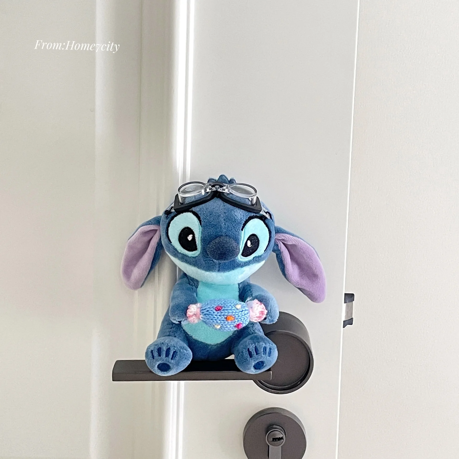 디즈니 스티치 도어 핸들 장식 귀여운 만화 플러시 장난감 카와이 패션 룸 도어 장식 액세서리 휴일 선물
