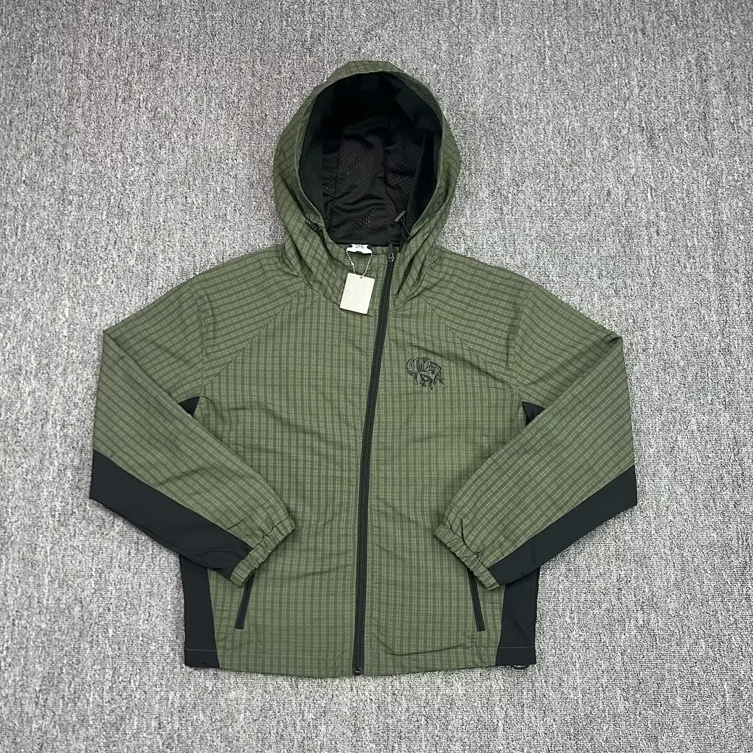 High Quality Windproof Outdoor Jacket Blue Green Checkered with Mesh Lining Men Women Mertra Letters Embroidered Slanted Zipper