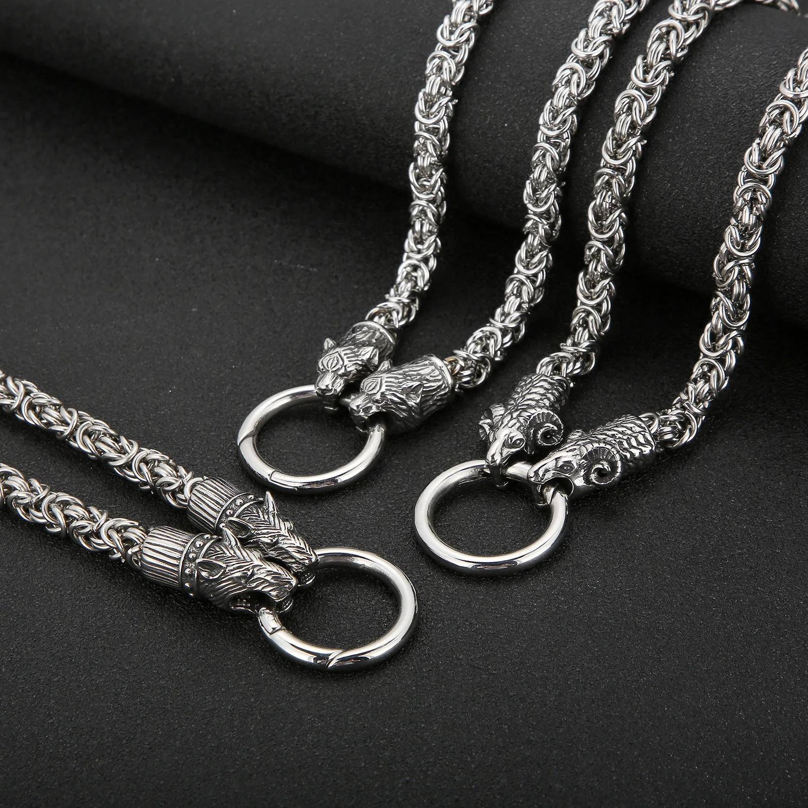 Kalen Vintage Animal Collection Chain Necklace for Men With Pendant Viking Werewolf Charms Punk Stainless Steel Jewelry Gift