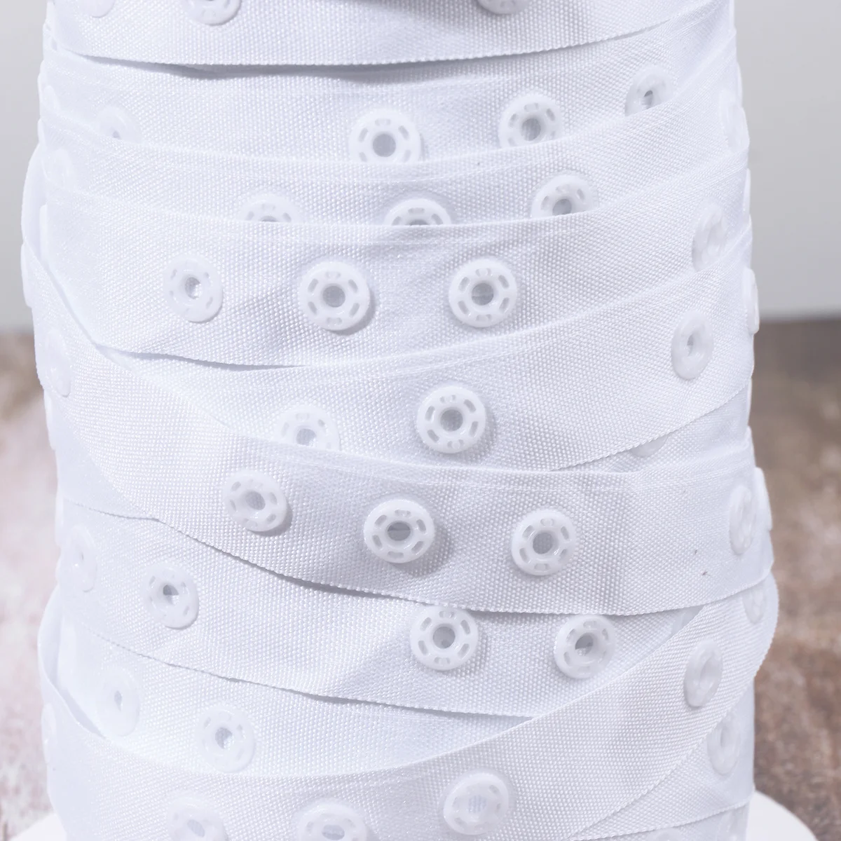 

2 Rolls 1.8Cm White Snap Fastener Sub-Buckle Female-Buckle For Quilt Cover Curtain Clothing Diy Invisible Buckle Belt Webbing