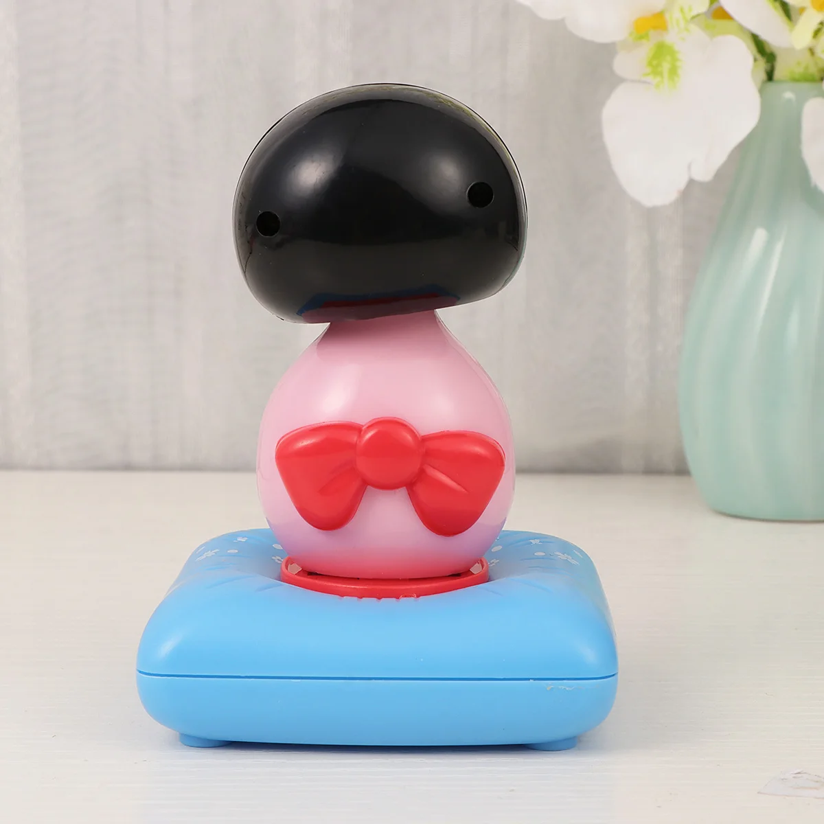 

Solar Powered Car Ornament Japanese Maiko Pink Girl Decoration Absorb Sunlight Nod Kimono Toy Home Office Balcony Auto