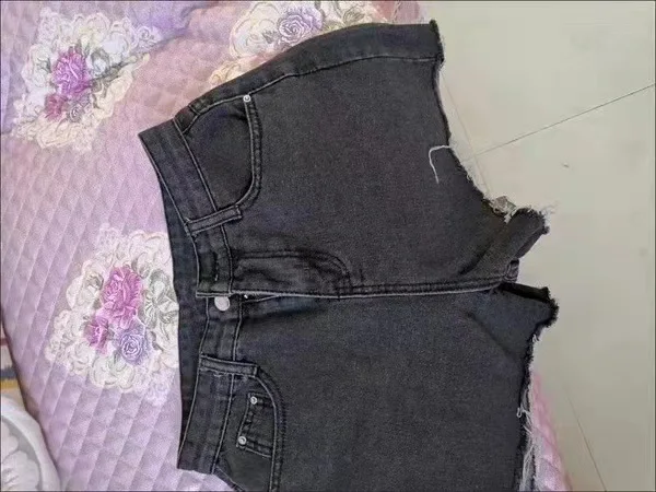 European and American Ultra-high-waisted Washed Ripped Denim Shorts. New Summer Fashion Fringed Design Casual Shorts for Women view 4
