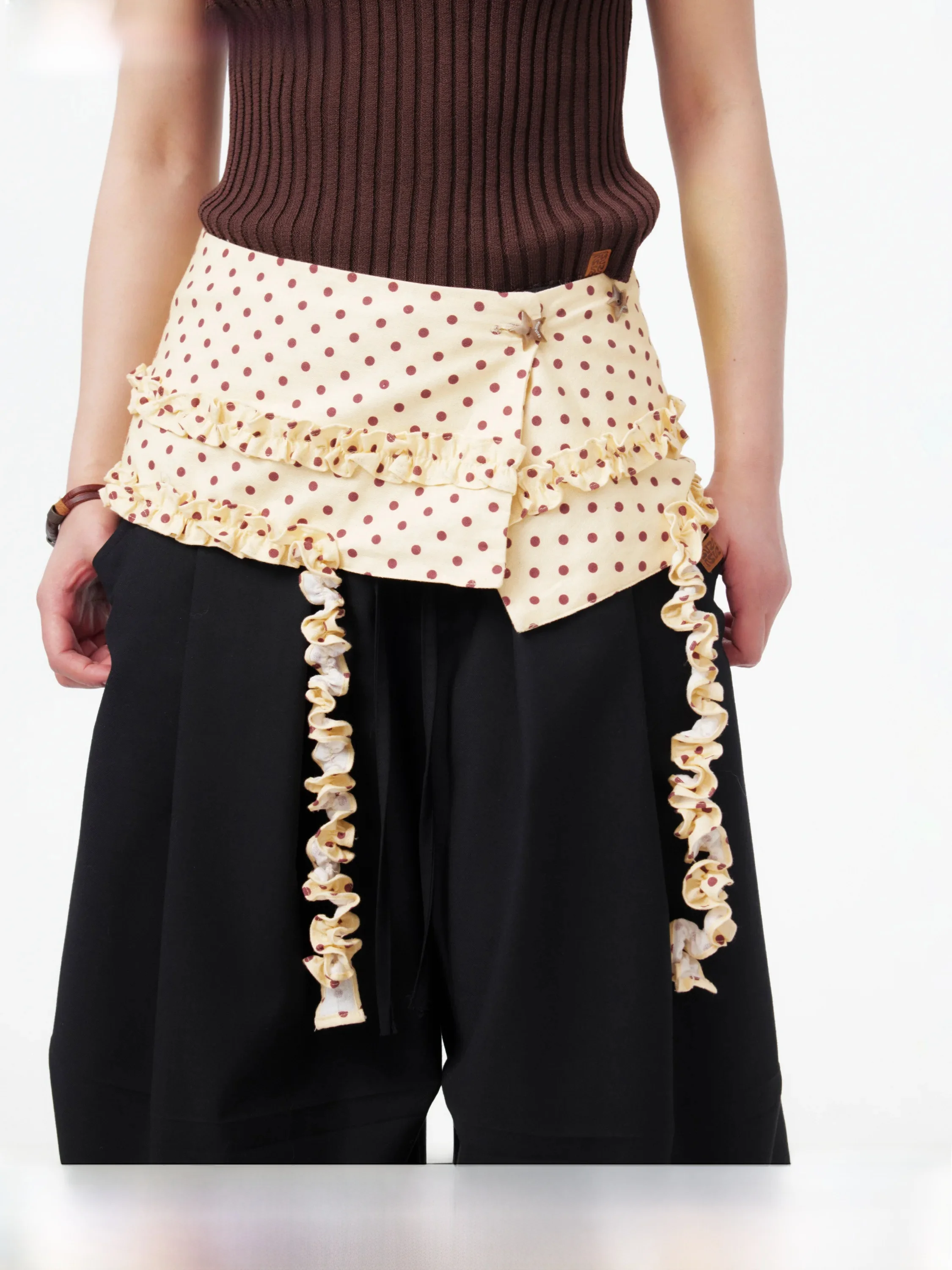 falda-versatil-a-cuadros-y-lunares-con-capas-marca-early-forest-saotome-verano-2026-hecha-en-china-falda-con-cinturon-ac