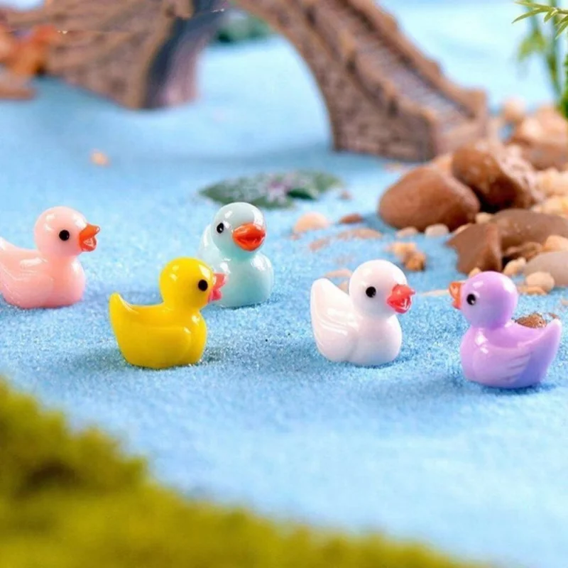 50PCS Cute Mini Resin Yellow Duck Ornament Miniature Figures Tiny Duck Resin Handicraft Micro Landscape Dollhouse Decoration