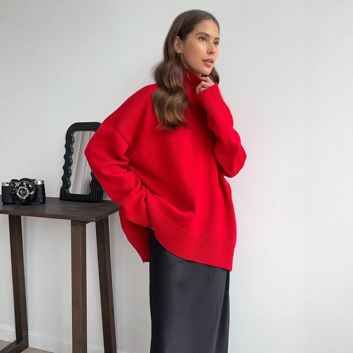 2025 Style automne hiver offre spéciale couleur unie col haut tricoté pull pull ample femmes