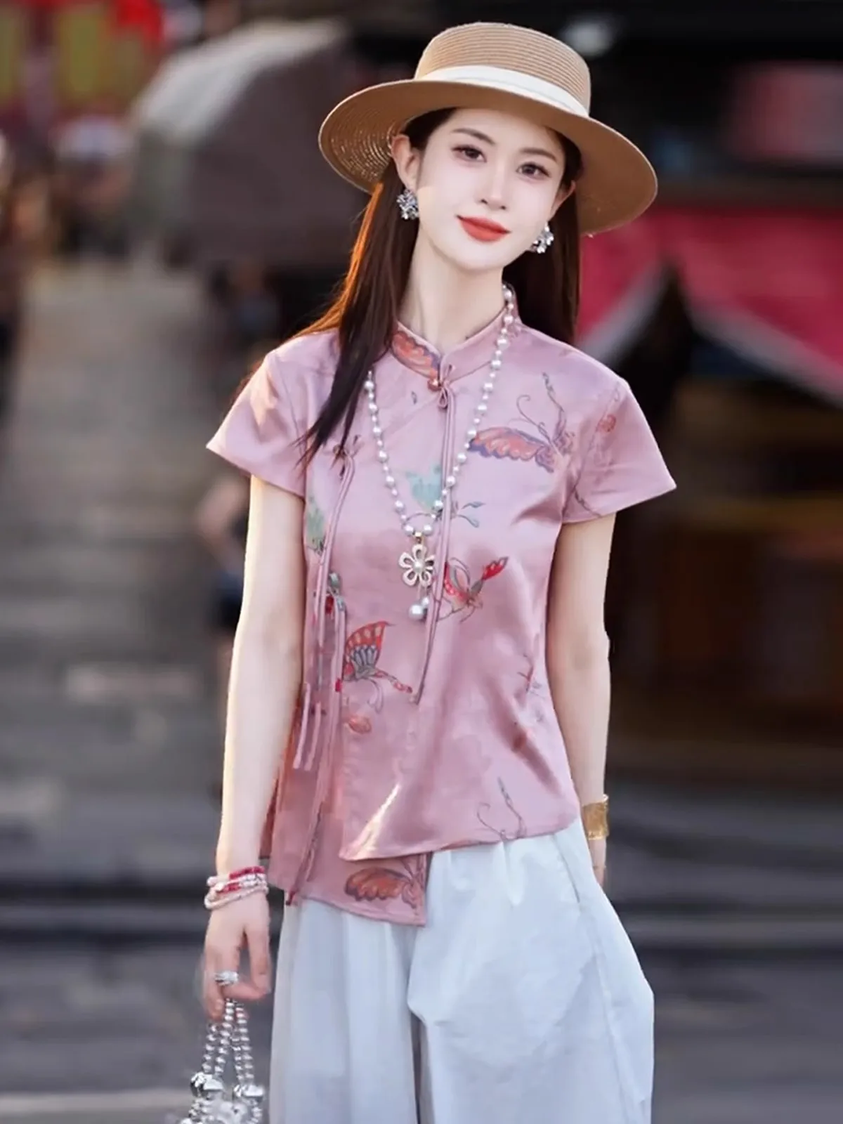 

Новая женская блузка в китайском стиле с воротником-стойкой, модная летняя коллекция 2025 года, уникальный, очень красивый, универсальный топ в стиле Тан