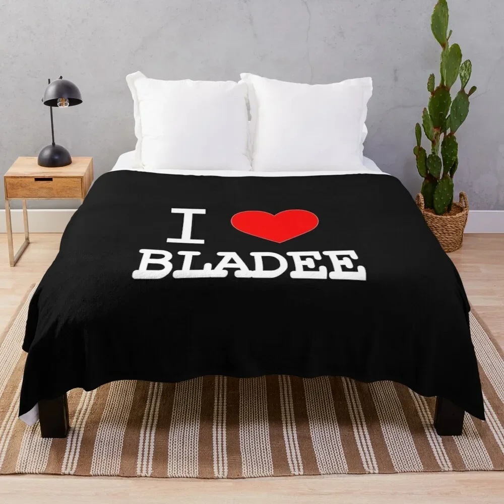 

I Heart Bladee, I Love Bladee Classic T-Shirt Throw Blanket Soft Warm Blanket Gift for Grandparents