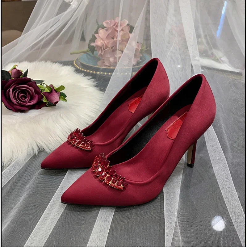 Fashion Delicate New White Bride Wedding Shoe Water Diamond Princess Satin  Small Size Bridesmaid Champagne Gold Dress Shoes 2024 - AliExpress 322