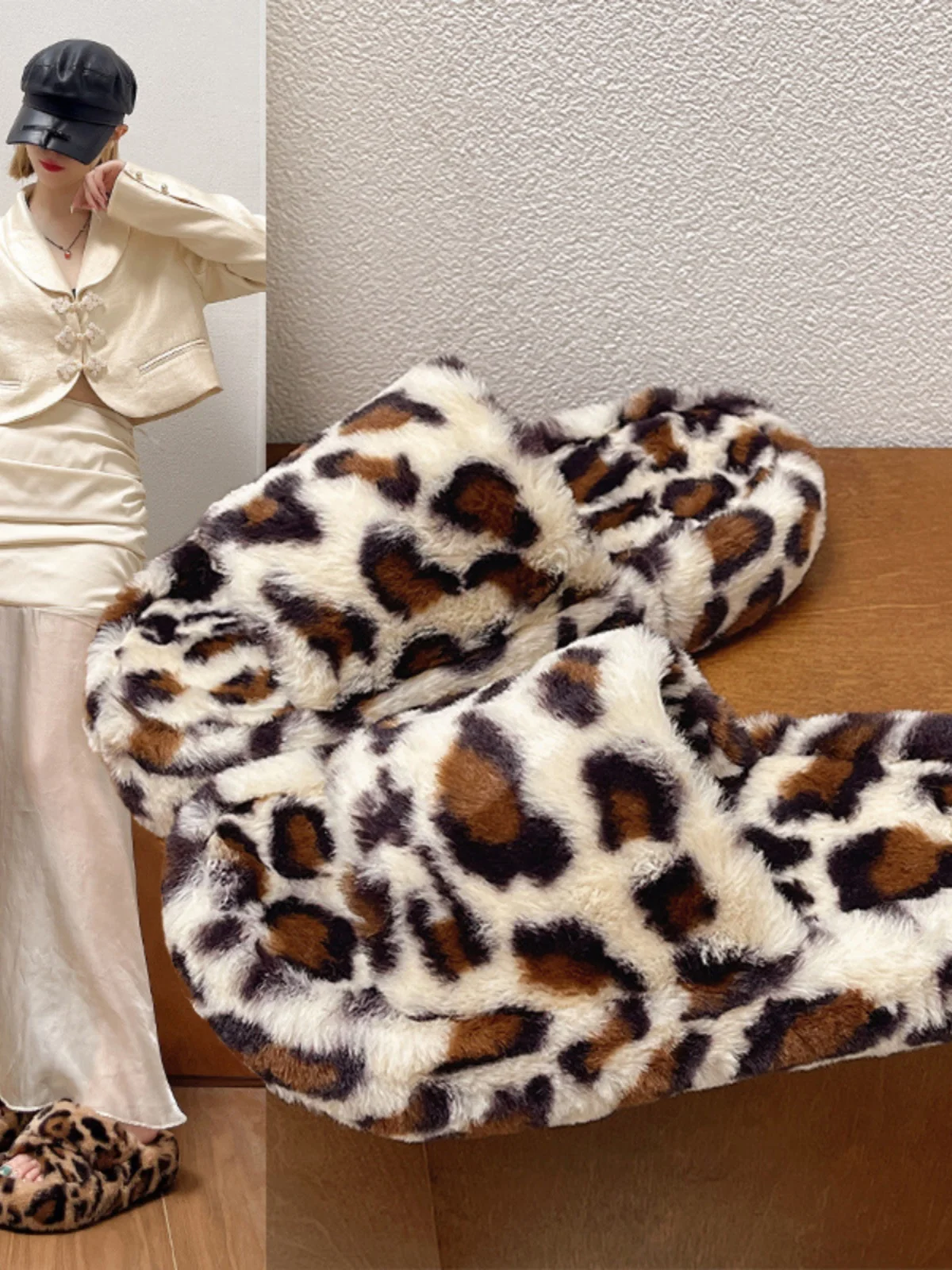 

Женские тапочки-слипоны большого размера с леопардовым принтом, с открытым носком, пушистые, для дома, на низком каблуке, плоская подошва