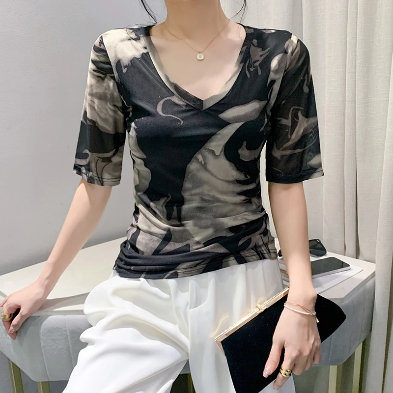 MadBlack European Clothes Tshirts Women Sexy V Necks Print Ruched Slim Mesh Tops Half Sleeve Stretchy Tees Summer T38614JM