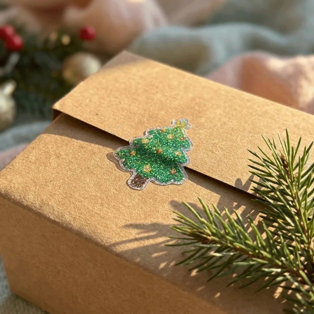 500 Sheets/roll Laser Self-Adhesive Christmas Stickers Self Adhesive Xmas Tree Decorative Tags Santa Claus Roll-Pack