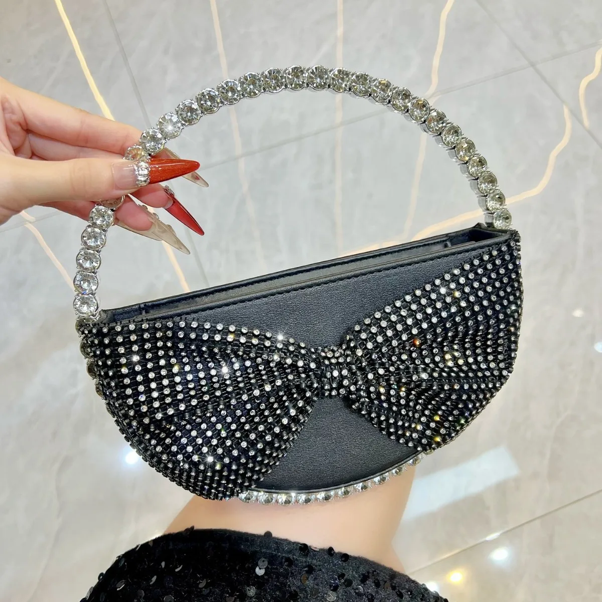 

Diamond bow bag, celebrity dinner bag, fashion handbag, high-end light luxury banquet messenger women's bag