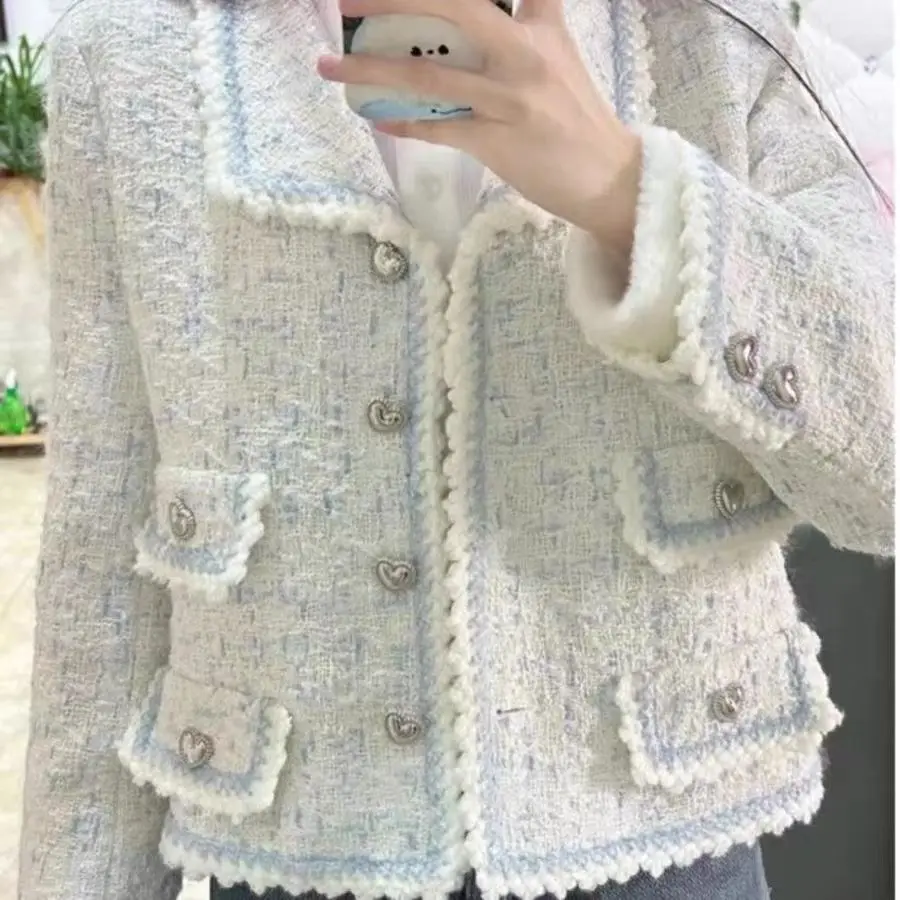 

Faionable ort Button-Up Coat for Women Heart-aped Collar Design Autumn 2026 New Sle Polyester Fiber Ladies Jaet