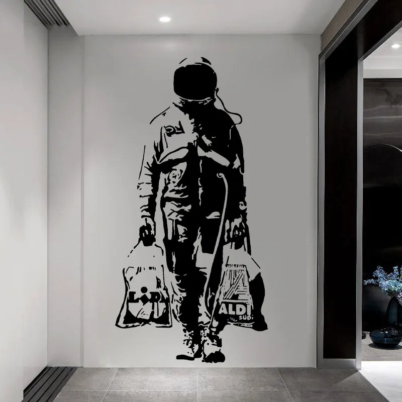 Banksy Spaceman Graffiti Wall Sticker Vinyl Home Decor for Living Room Bedroom Astronaut Street Art Decals Removable Murals Q126
