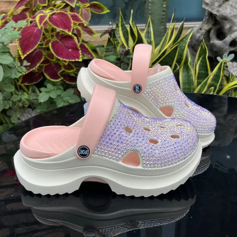 New Simple White and Pink Hole Shoes, Handmade Diamond-encrusted Sandals, European and American French Women's Beach Slippers