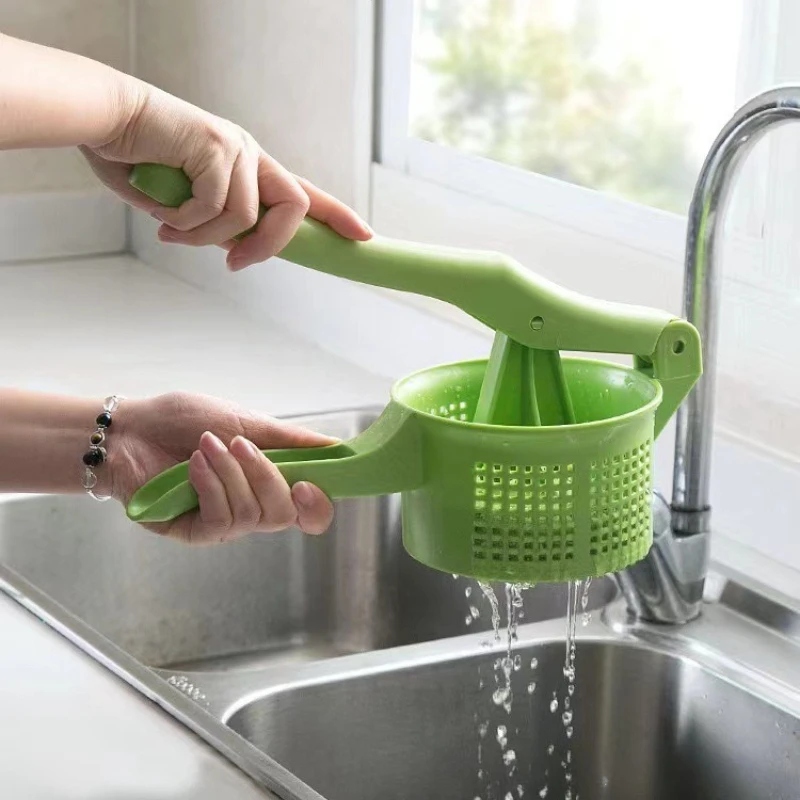 Handheld Vegetable Press Squeezer Efficient Veggie Water Remover Household Kitchen Tool for Dumpling Stuffing Cabbage Spinach