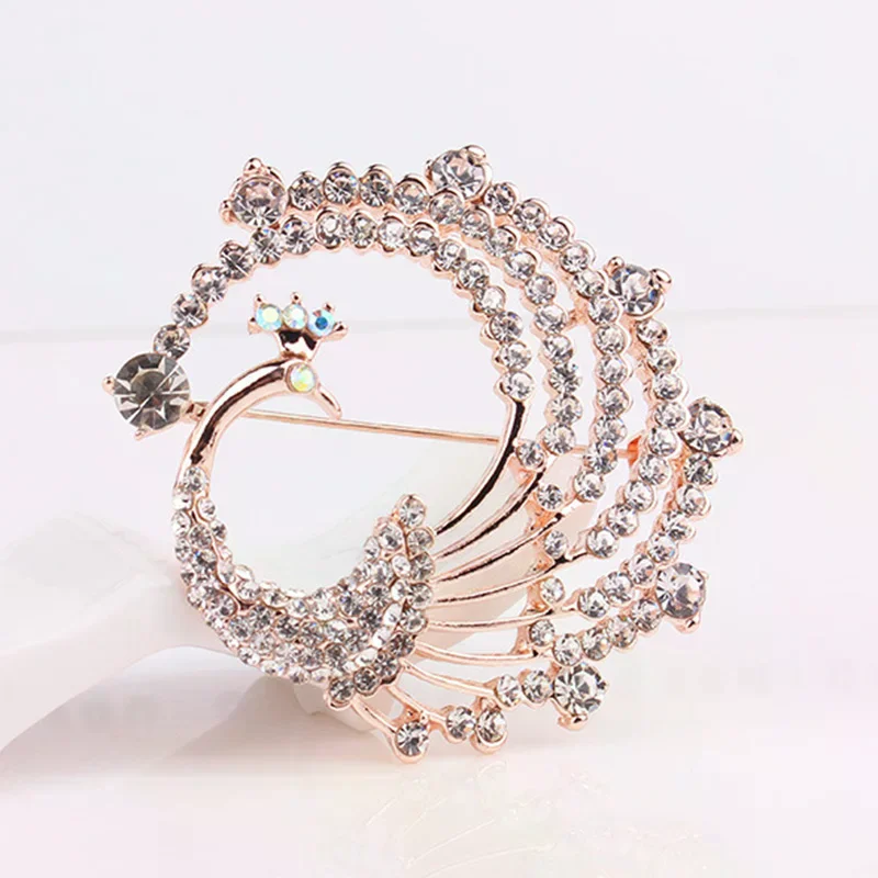 Jewelry Crystal Peacock Animal Corsage Banquet Decoration Women Scarf Brooch Pin Fashion Accessory