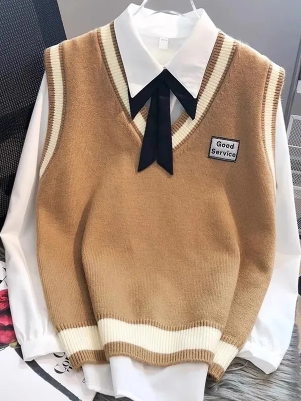 Stylish Loose V-Neck Knitted Sweater College Style Shoulder Decal Women's Fashion Spring Autumn New Arrival