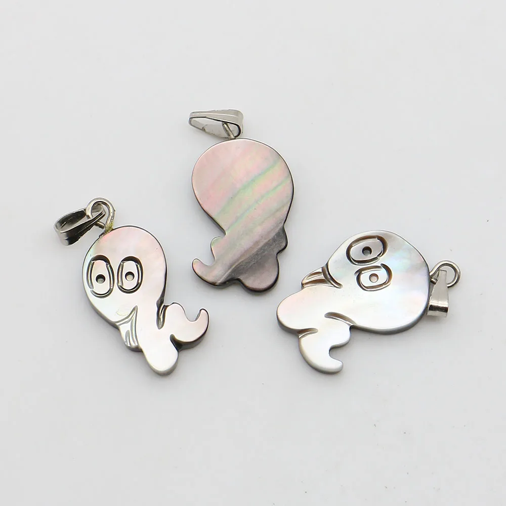 

Cute Snake Shape Natural Shell Pendants Single-sided Emoticon Pattern Black Shell Charms Accessory 2pcs For DIY Necklace Jewelry
