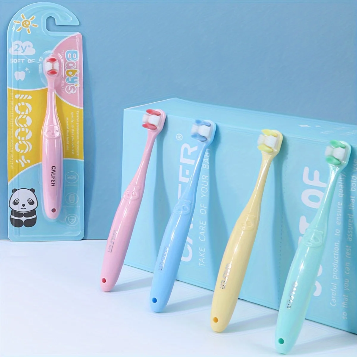 

Набор из 5 штук, разные цвета, зубные щетки овальной формы, в индивидуальной упаковке, детские зубные щетки с мягкой щетиной, подходят для бережной чистки чувствительных зубов и десен, нескользящие ручки.