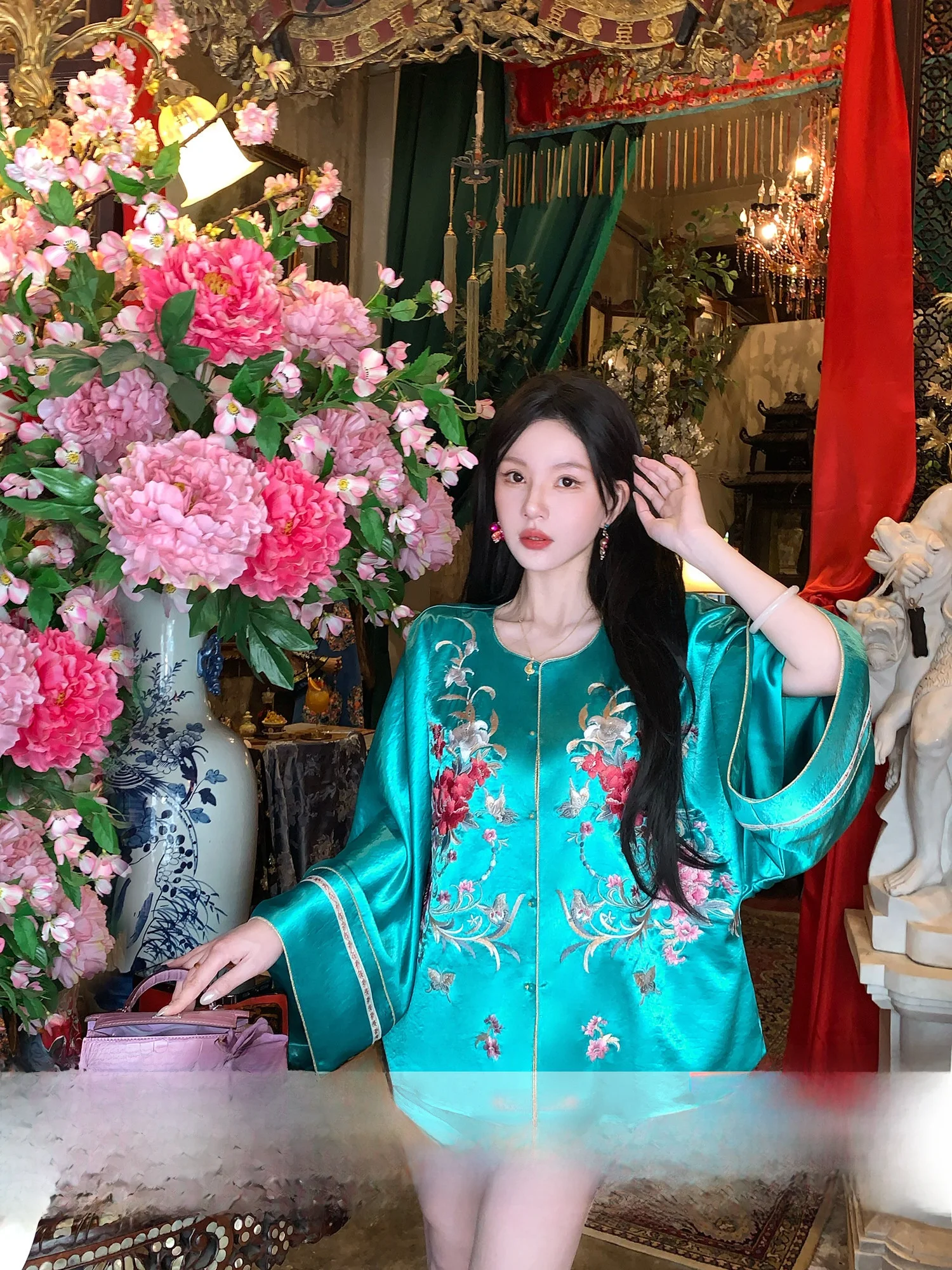 

New Chinese Sle Heavy Embroidery Jaet And Flowing Skirt Set for Women by Moss Studio Floral Pattern Long Sve Loose Fit