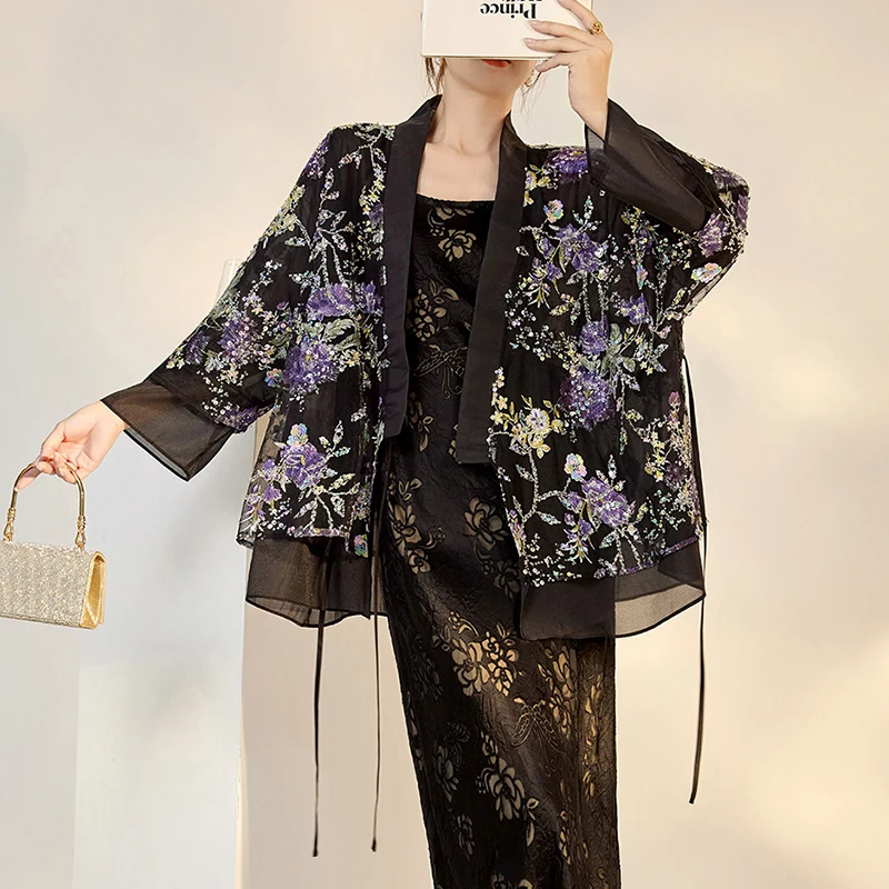 Spring/Summer 2024 New Chinese Style Exquisite Floral +Sequin Embroidery Shirt Luxury V-Neck Lace Up Loose Top Female S-L