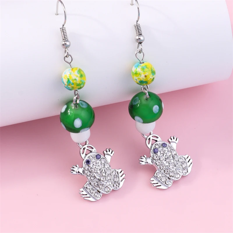 Niedliche Tier Frosch Tropfen Ohrringe für Frauen Harz Pilz baumeln Ohrringe Mädchen Party Urlaub Schmuck Zubehör