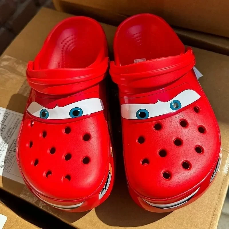 

2025 NEW Disney Pixar Lightninged Mcqueens Solid Waterproof Slippers Outdoor Sandals Casual Breathable Ankle-wrap EVA Shoes Gift