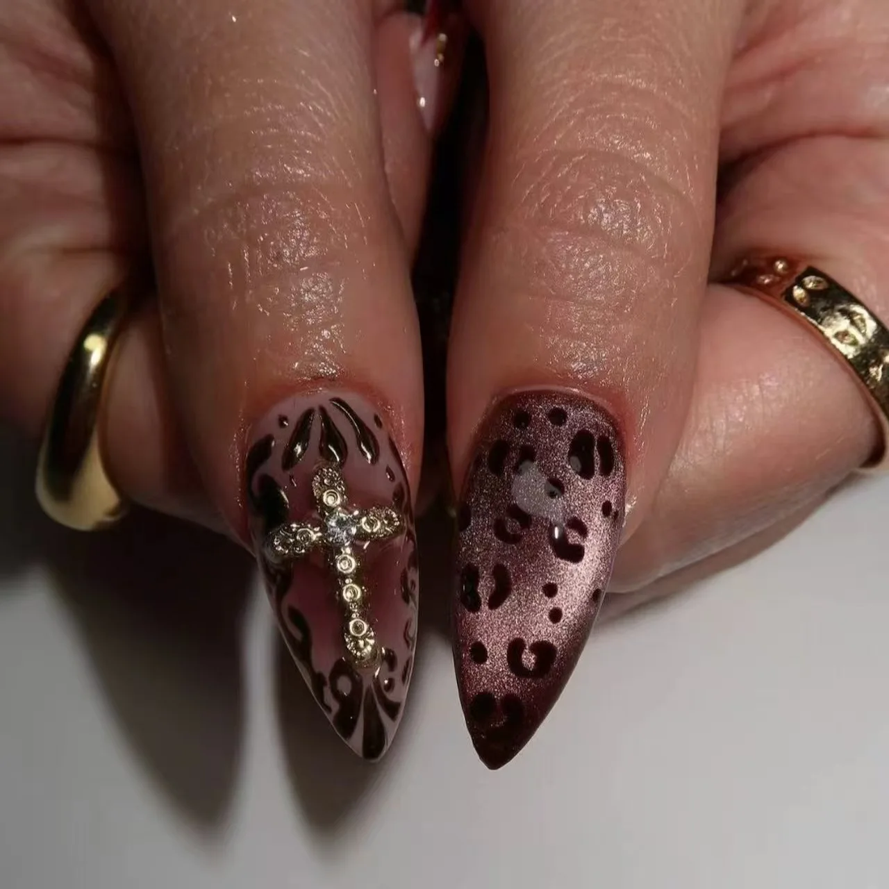Gradient wine red brown fake nails with cross rhinestones leopard printing Almond nail tips full cover reusable press on nails view 3