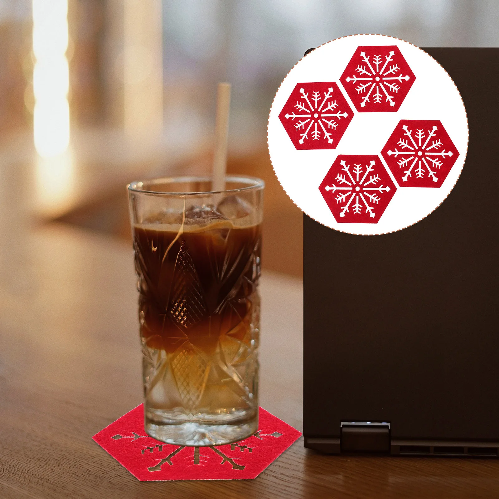 

4Pcs Christmas Hexagon Snowflake Table Mats Heat Resistant Cup Mat Place Mats for Xmas Party Decoration Place Mat
