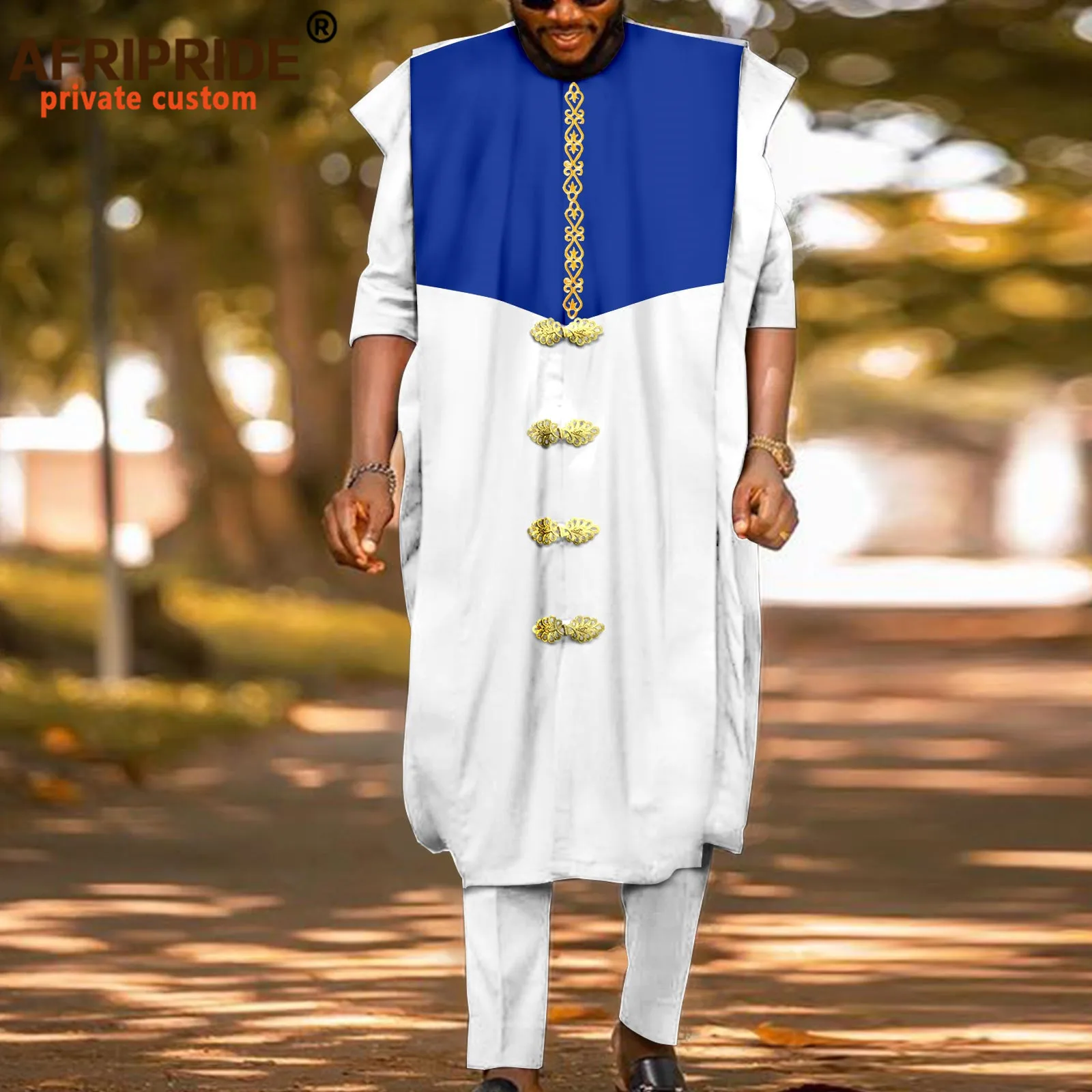 

African Clothing for Men Embroidery Agbada Robes Tops and Pants 3 Piece Set Dashiki Outfits Kaftan for Wedding Evening A2216014