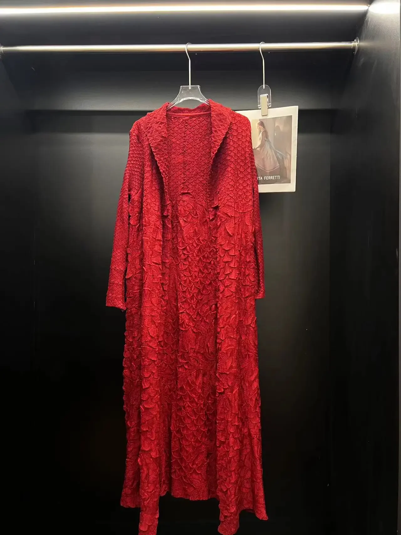 Miyake 2023 Zomer Nieuwe Mode Casual Peplum Ontwerp Gewaad Kleding Effen Kleur Geplooide Lange Mouw Vest Vrouwen Jurken