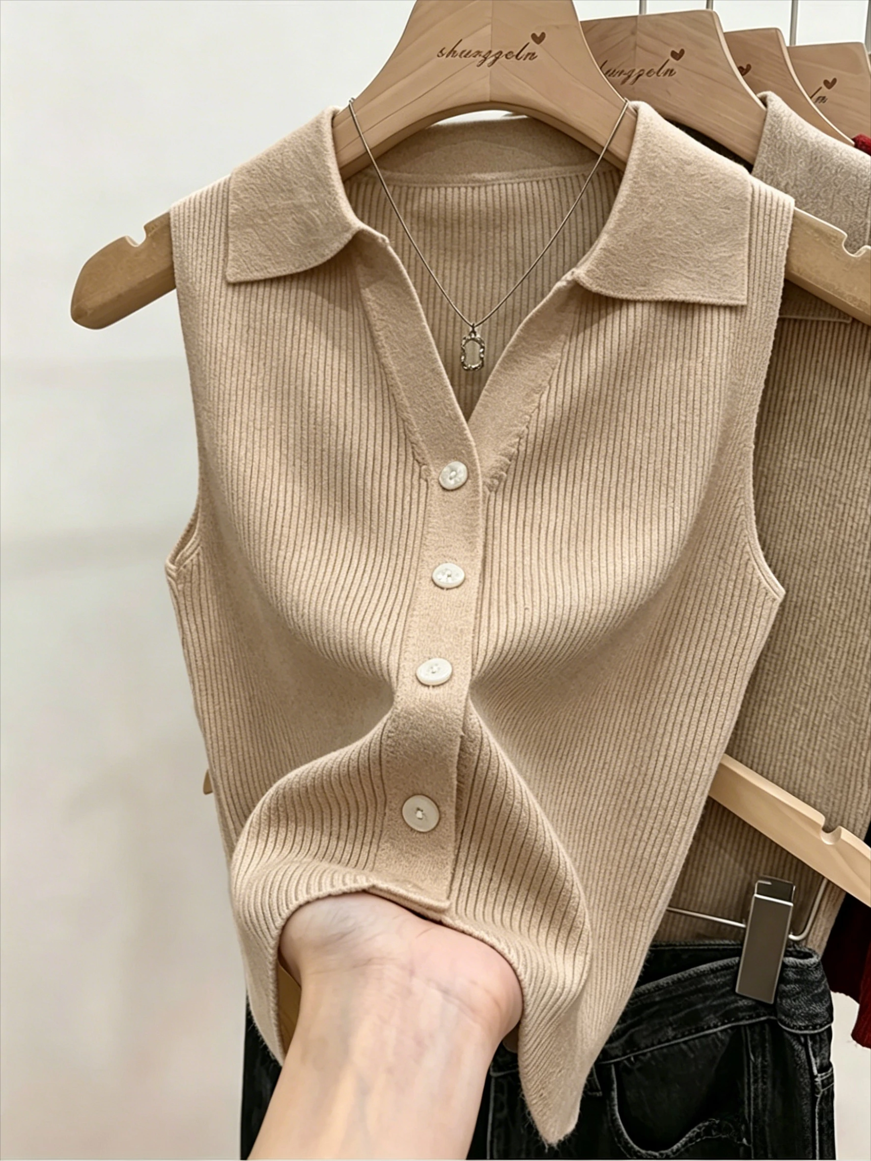 2026 New Summer Women Fashion Casual Turndown Collar Sleeveless Knitted Camisole Single Breasted Solid Color Vest Tops Outfits
