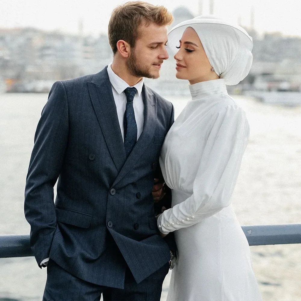 YCJ Мусульманские свадебные платья трапециевидной формы из атласа на пуговицах с драпировкой и высоким воротником по индивидуальному заказу, платье невесты со шлейфом robe de mariée