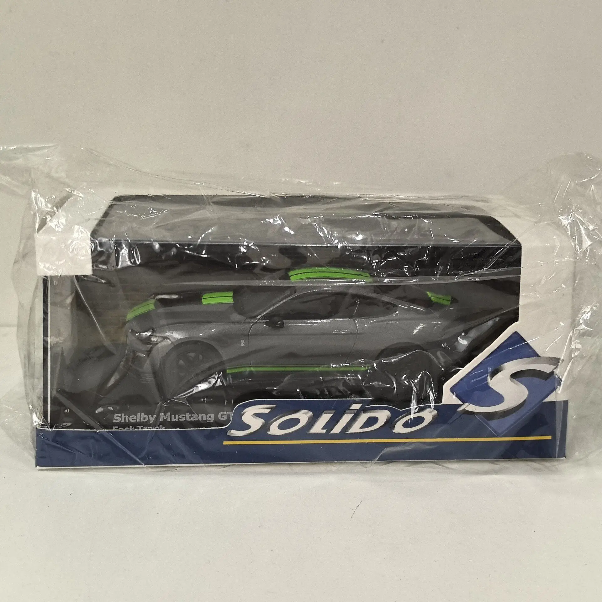 

Diecast SOLIDO 1/43 Scale FORD MUSTANG SHELBY GT500 3G Alloy Car Model