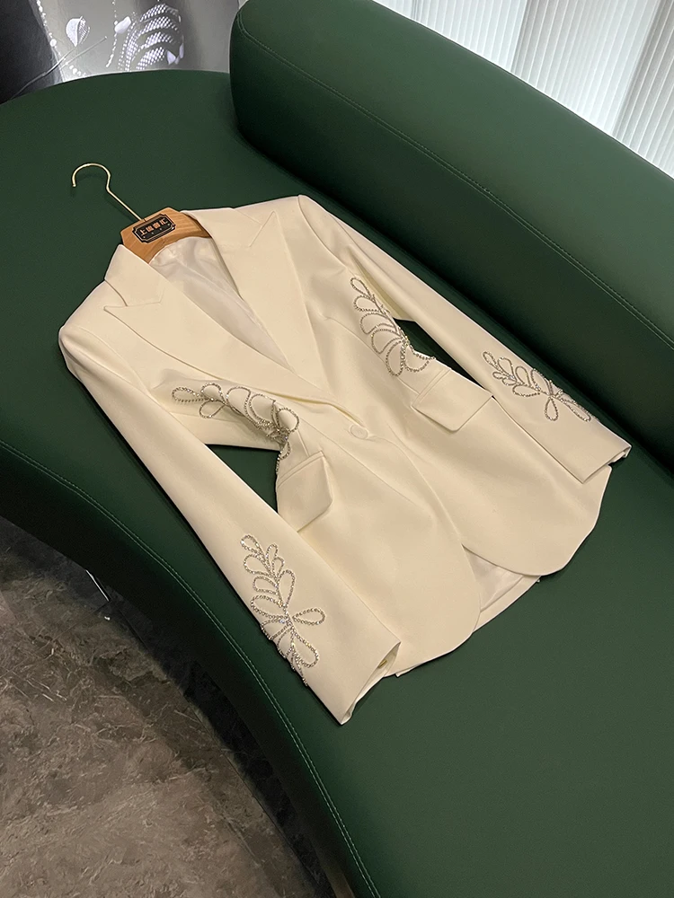 White Handmade Beaded Single Button Suit Jacket 2026 Early Autumn New Style Commute Wind Long Sleeve Regular Length Pure Color