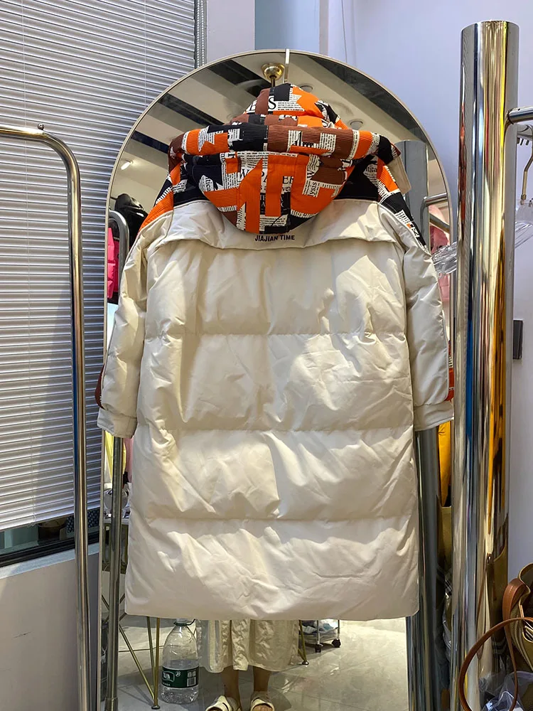 2025年トレンド新色ブロックダウンジャケット レディース 膝丈 ルーズ 厚手 冬 カラーコントラスト スリムダウンコート