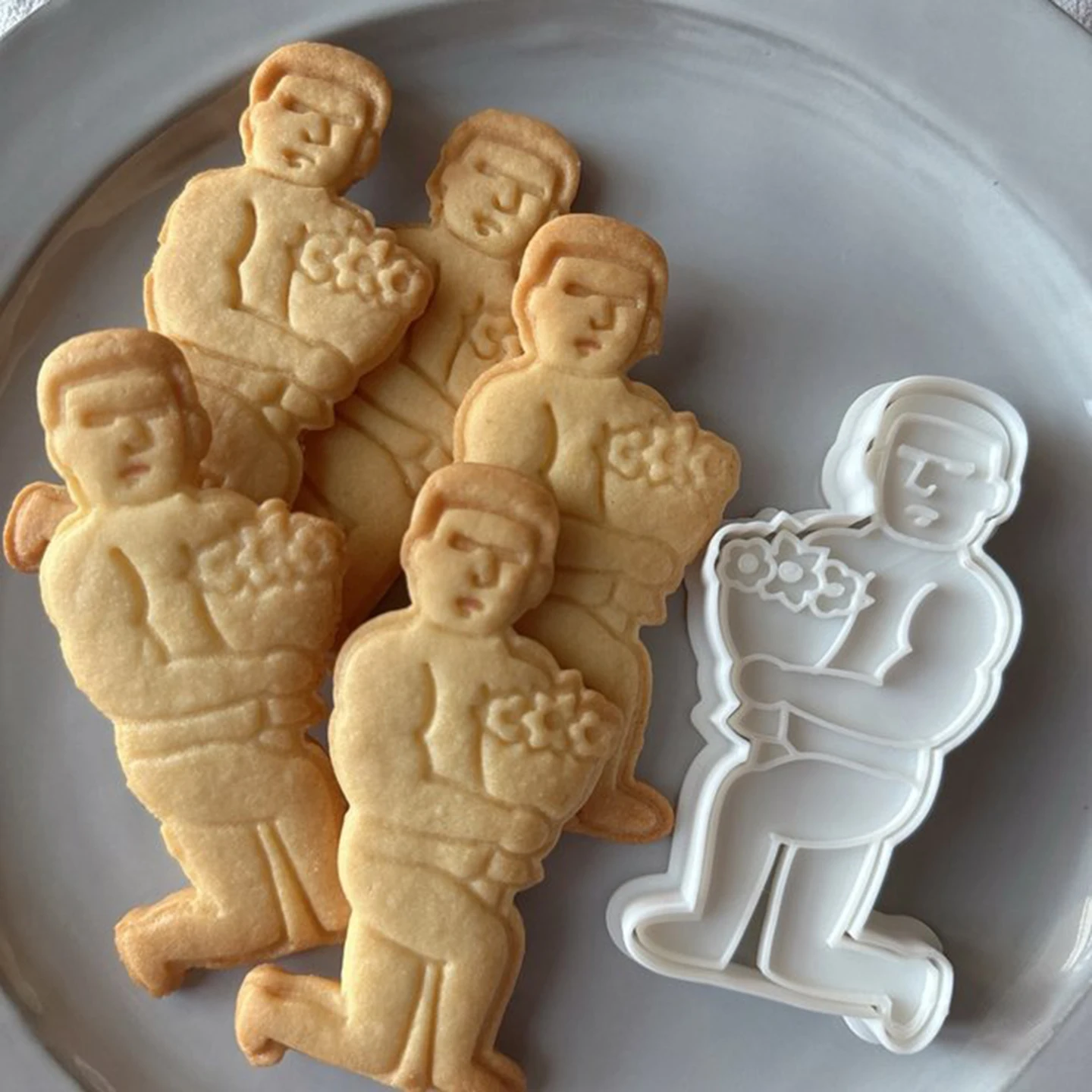 Valentine's Day Cookie Cutters Proposal Muscle Man Send Flower Biscuit Mold Abstract Dessert Flip Sugar Baking Tool
